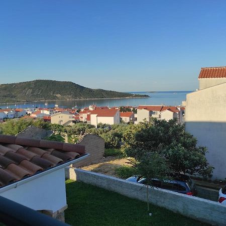 Appartamento Ema Primošten Esterno foto