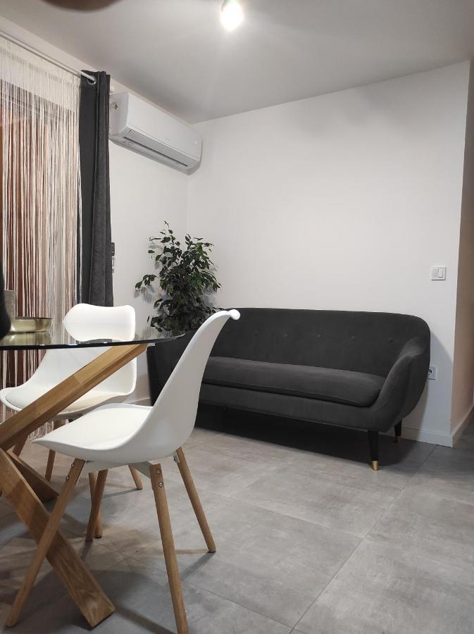 Appartamento Ema Primošten Esterno foto