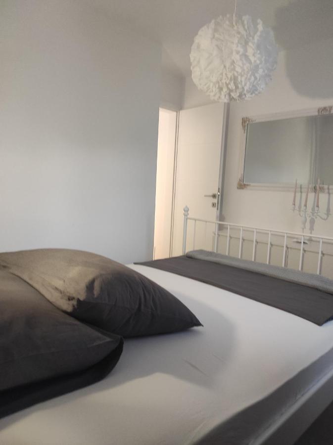 Appartamento Ema Primošten Esterno foto